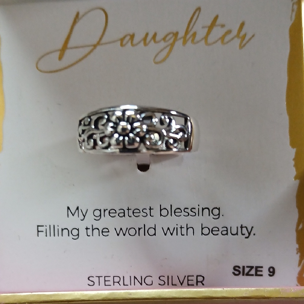 Silver Floral Scrollwork Ring Band